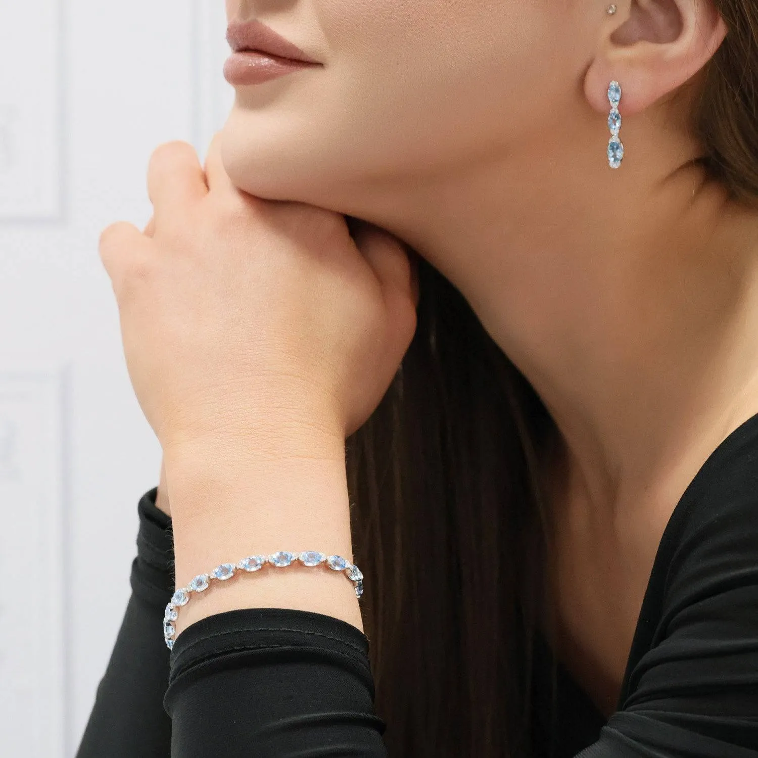 18ct White Gold Aquamarine And Diamond Bracelet
