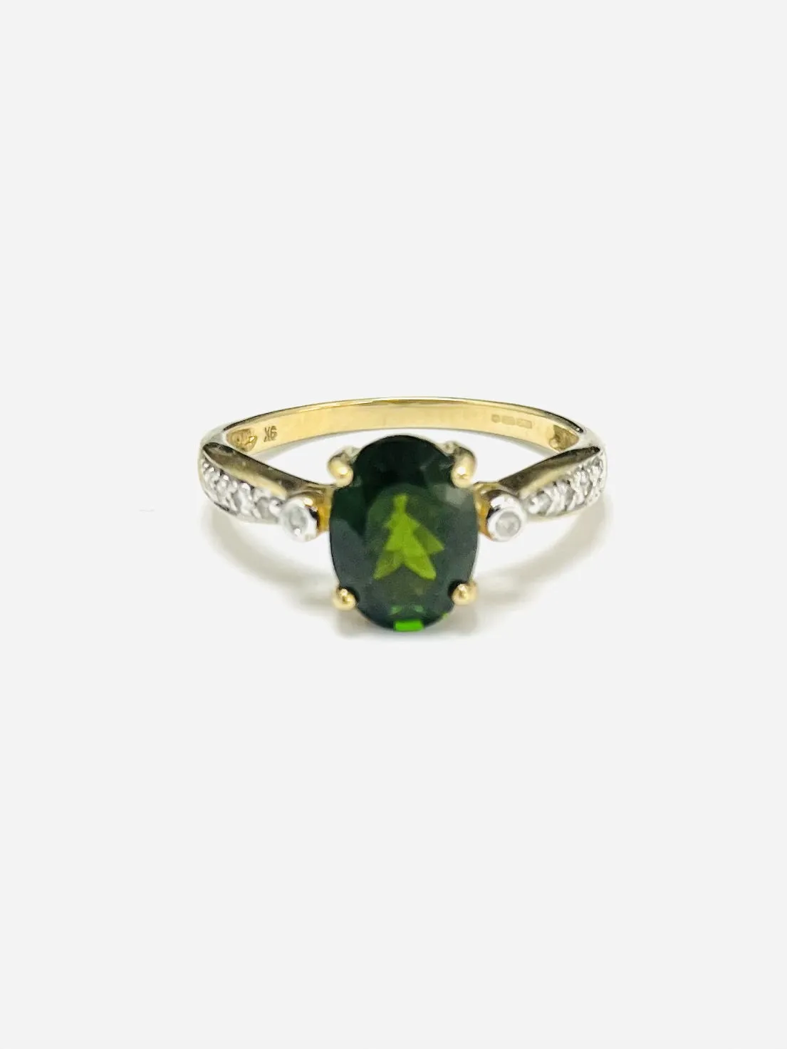 9ct Yellow Gold Oval Peridot Ring