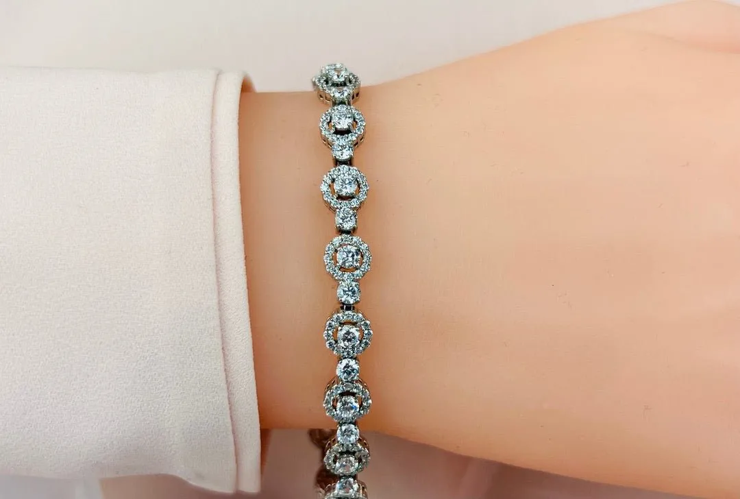 All Diamond Circle Link Diamond Bracelet with 8.00 ct.(finished) 1.5mm, 3.5mm