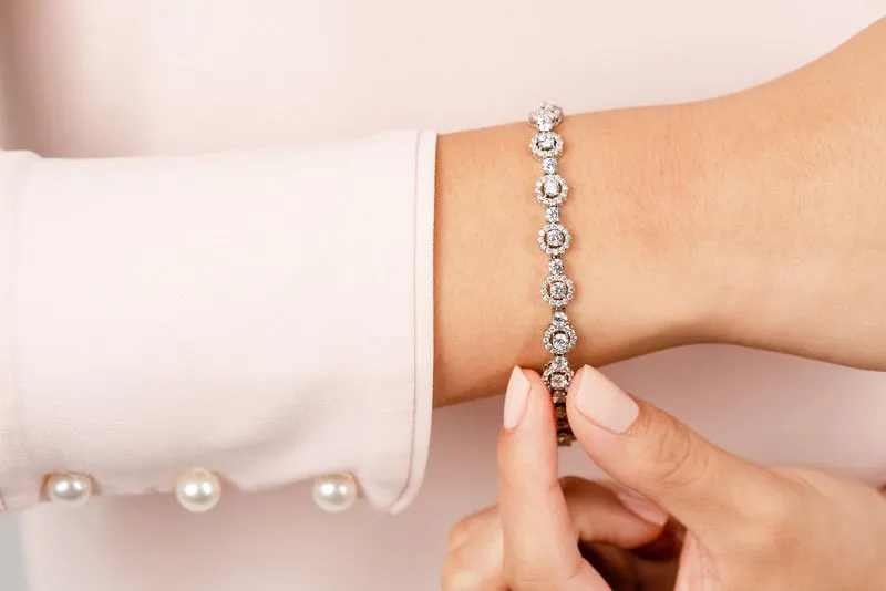 All Diamond Circle Link Diamond Bracelet with 8.00 ct.(finished) 1.5mm, 3.5mm