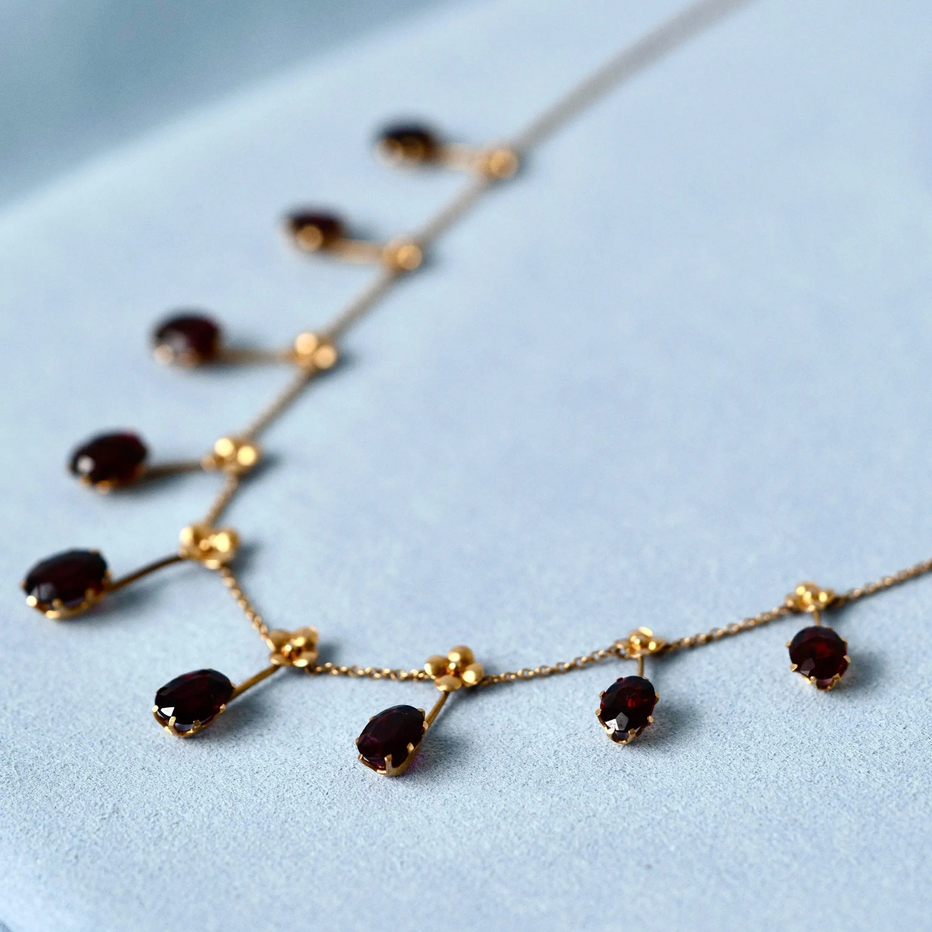 Antique Edwardian 15ct Gold Garnet Fringe Dropper Necklace