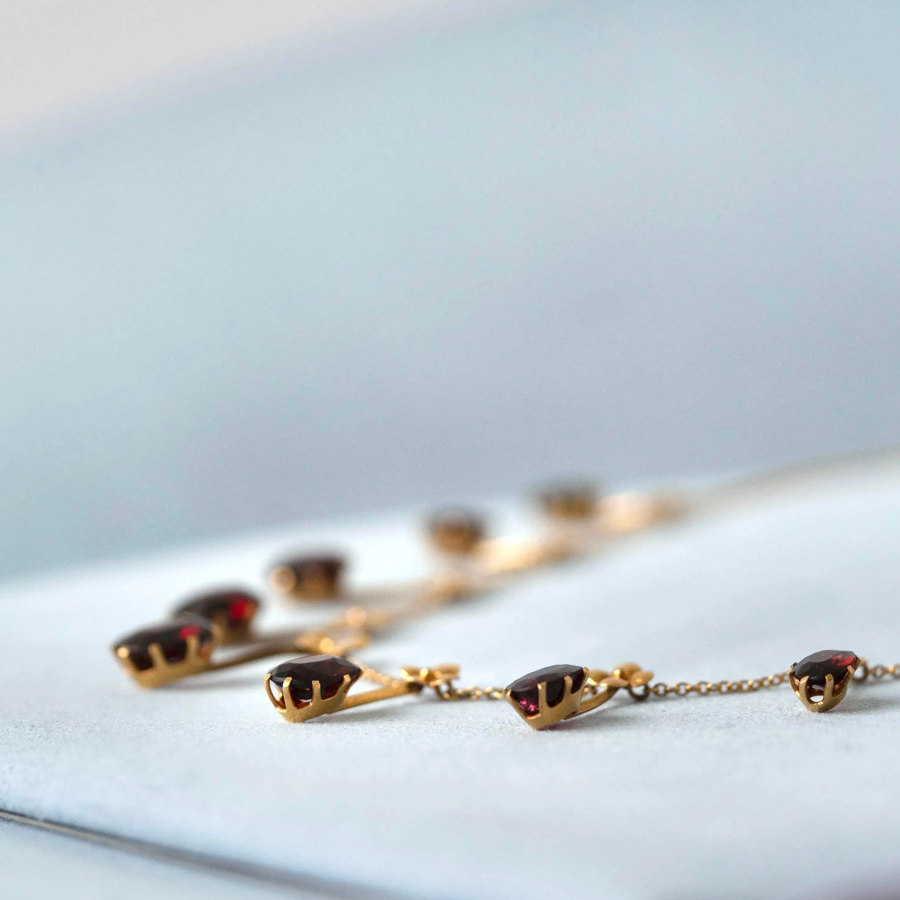 Antique Edwardian 15ct Gold Garnet Fringe Dropper Necklace