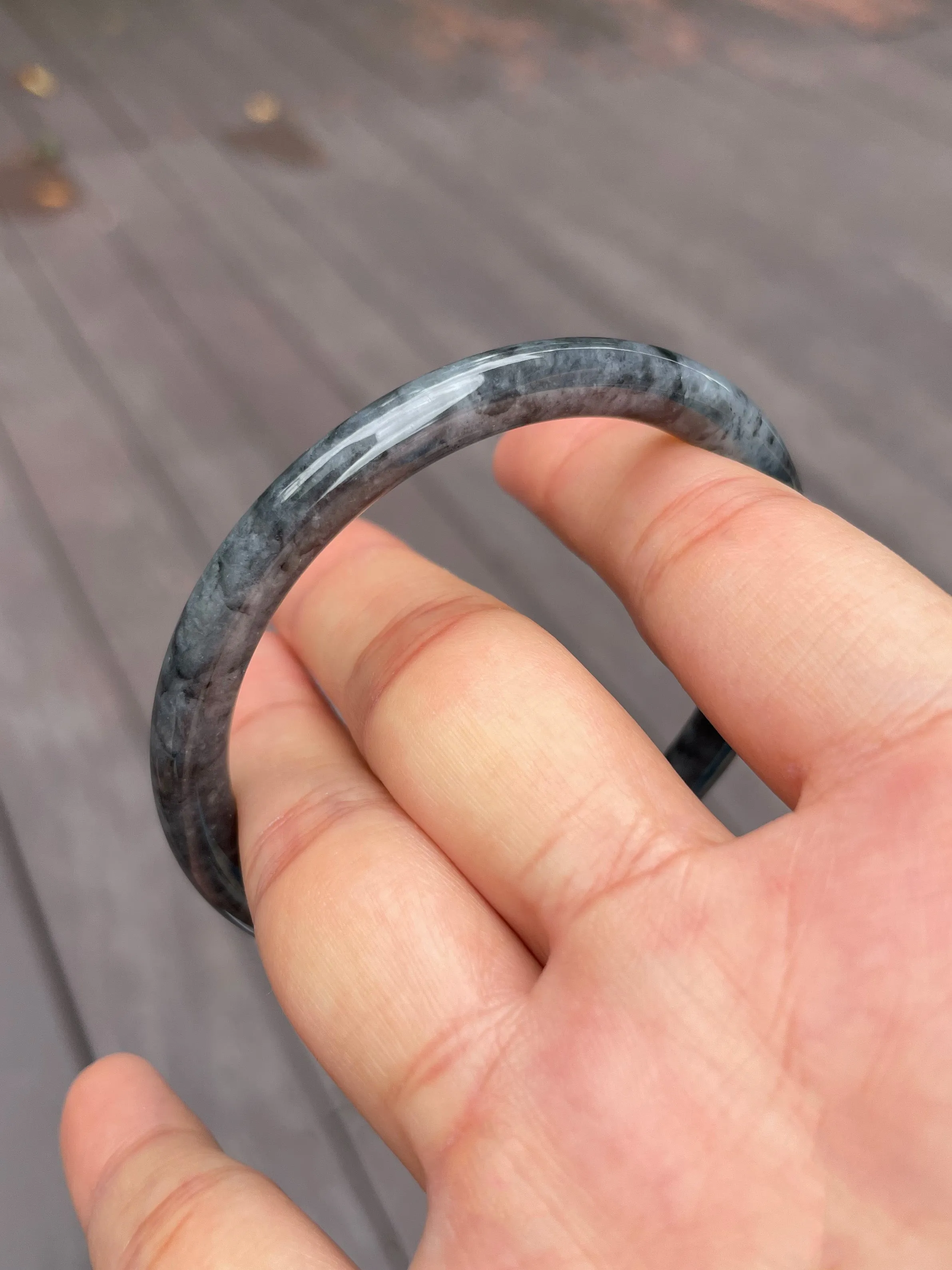 Black Jade Bangle | 57mm (NJBA062)