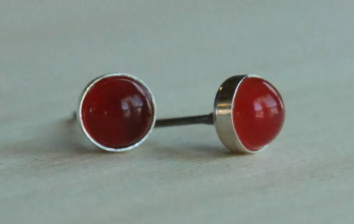 Carnelian Bezel Gemstones, Large (Niobium or Titanium Stud Earrings)