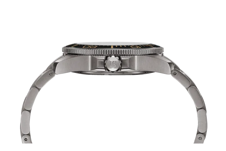 CRT Watch DS Action Diver 43 Titanium