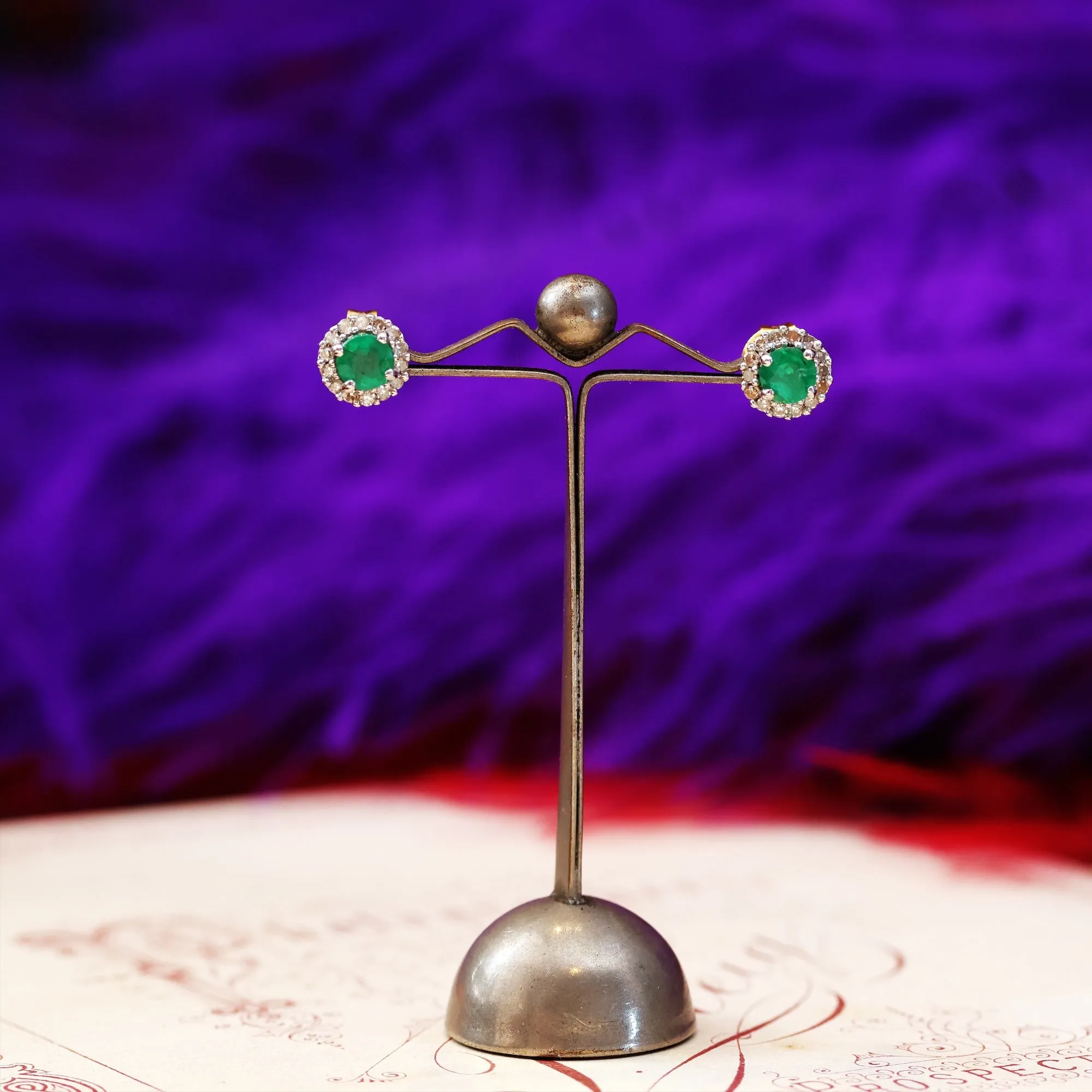 CUTE Emerald & Diamond Stud Earrings