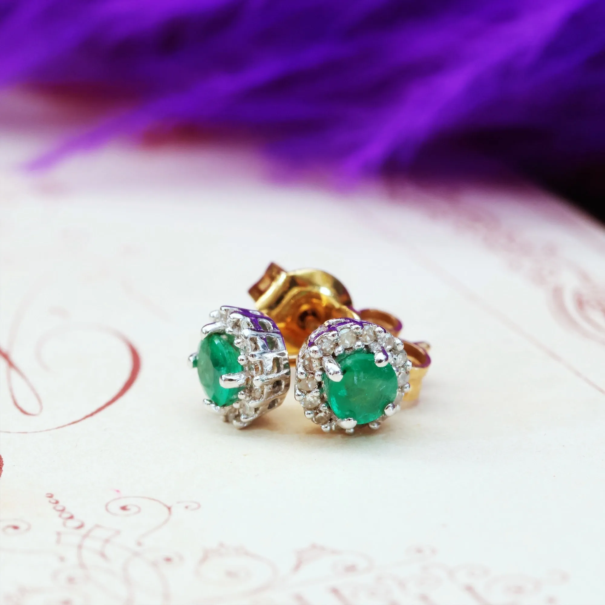 CUTE Emerald & Diamond Stud Earrings