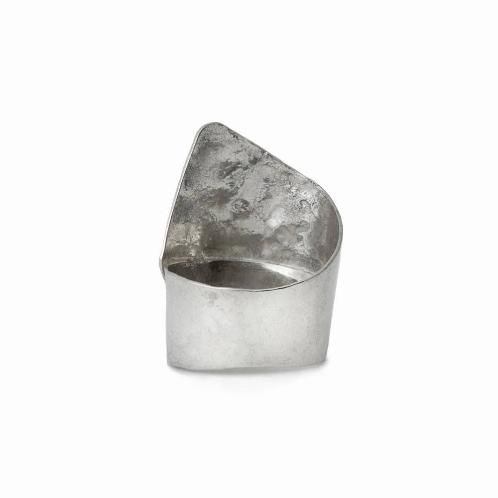 Glacier Sapphire Ring