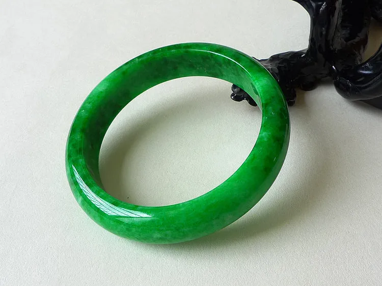 Natural Jade Bangle Jadeite Bangle Internal Diameter 56mm BER697