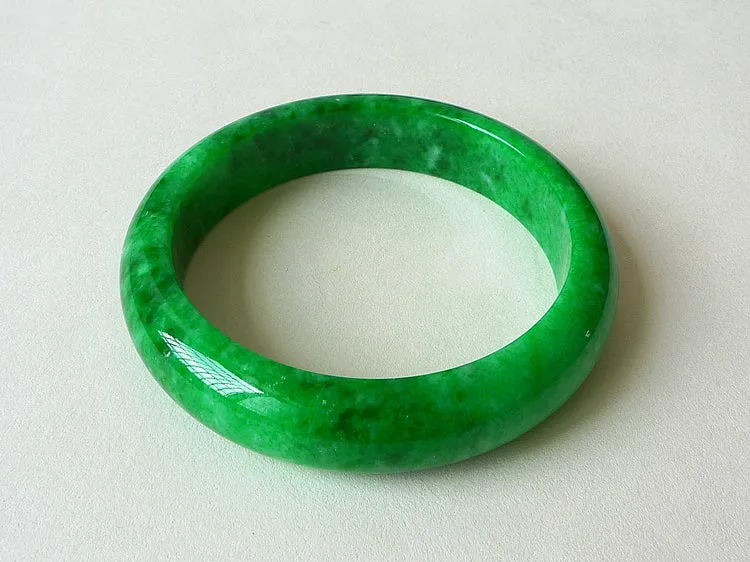 Natural Jade Bangle Jadeite Bangle Internal Diameter 56mm BER697