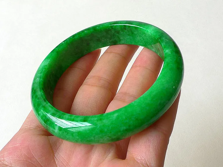 Natural Jade Bangle Jadeite Bangle Internal Diameter 56mm BER697