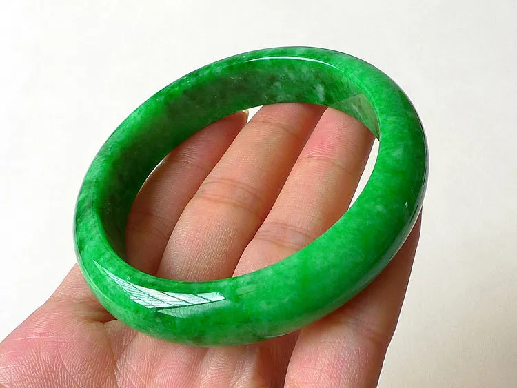 Natural Jade Bangle Jadeite Bangle Internal Diameter 56mm BER697