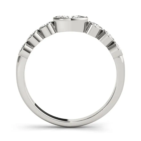 Oval Stackable Ring 1/4Ctw