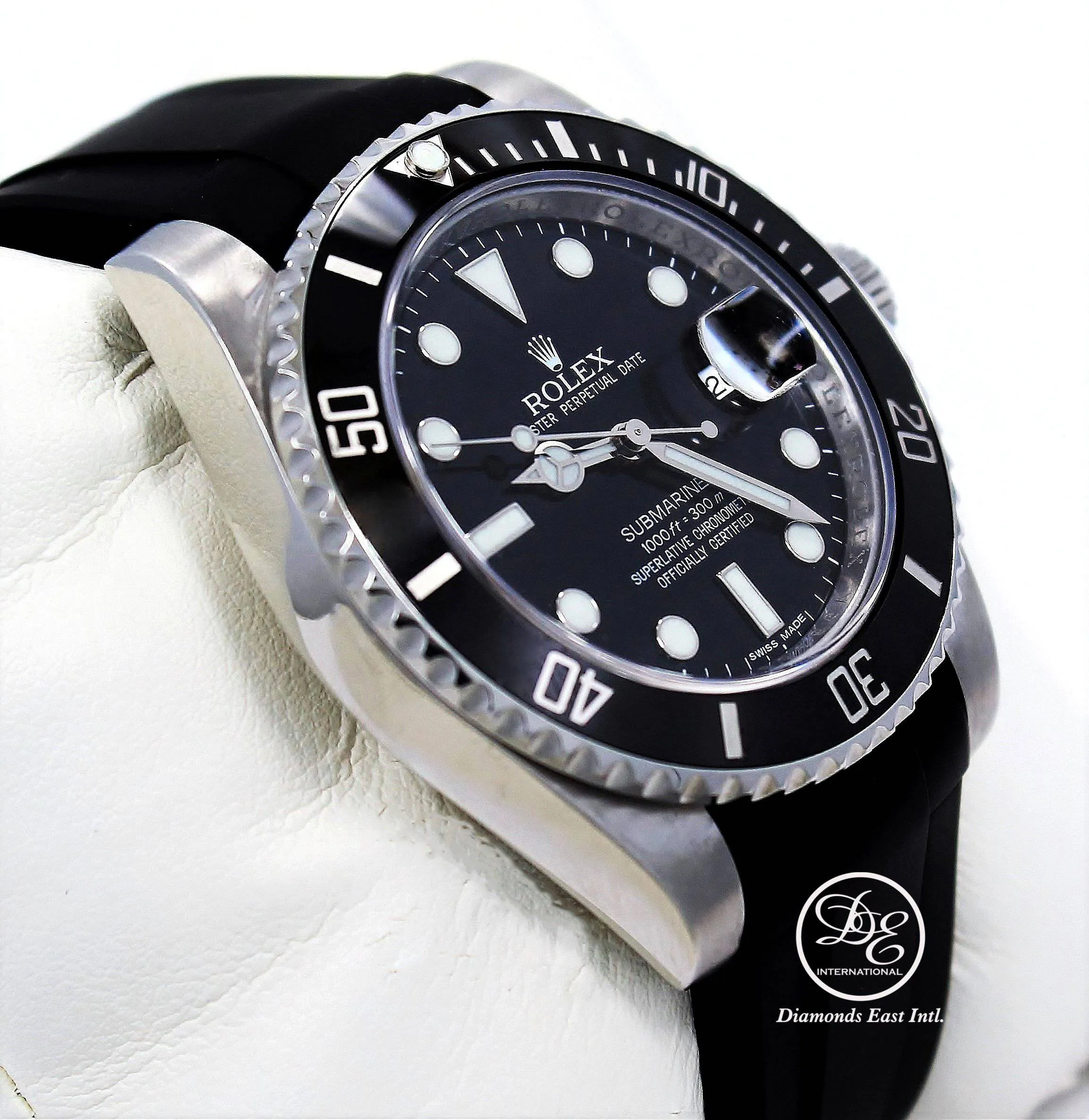Rolex Oyster Perpetual Submariner Date 116610 LN RUBBER B & OYSTER BRACELET