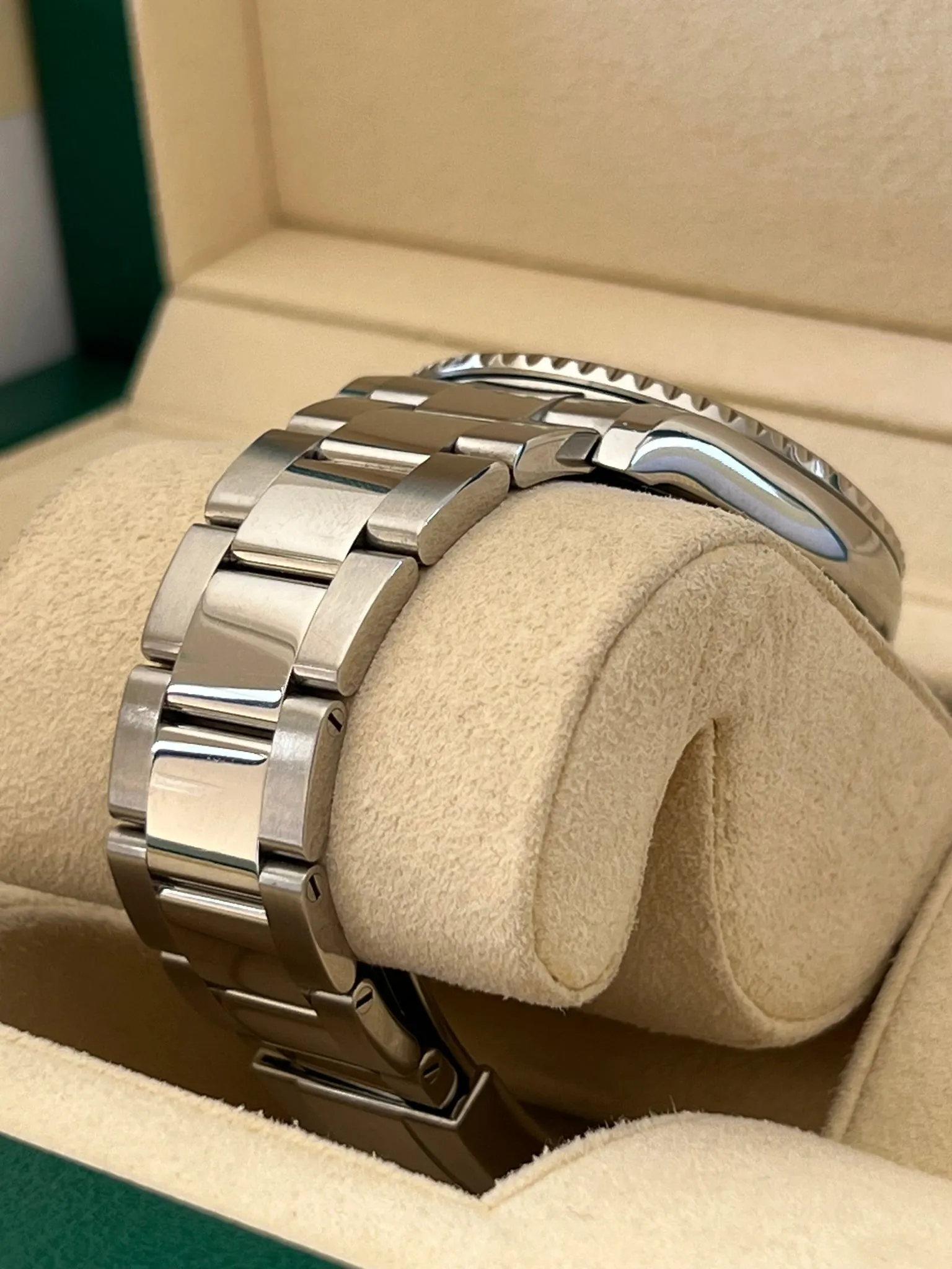 Rolex - Pre-owned Yacht-Master 40mm 116622 Silver Dial