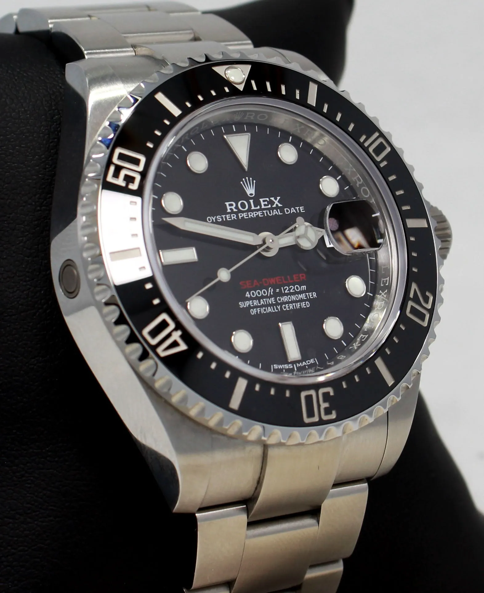 Rolex Sea-Dweller Red 43mm 126600 Oyster Perpetual Watch Box/Papers MINT