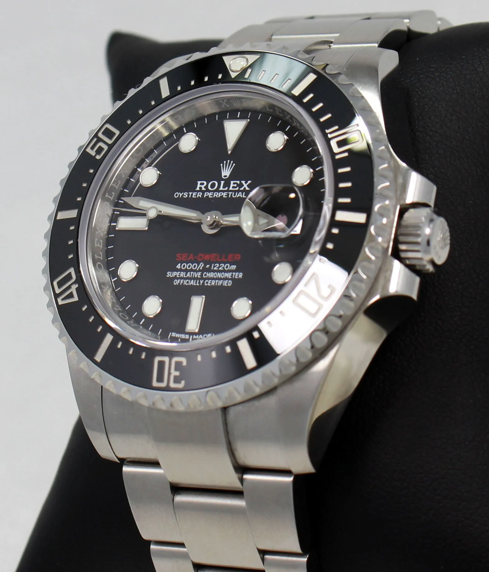 Rolex Sea-Dweller Red 43mm 126600 Oyster Perpetual Watch Box/Papers MINT