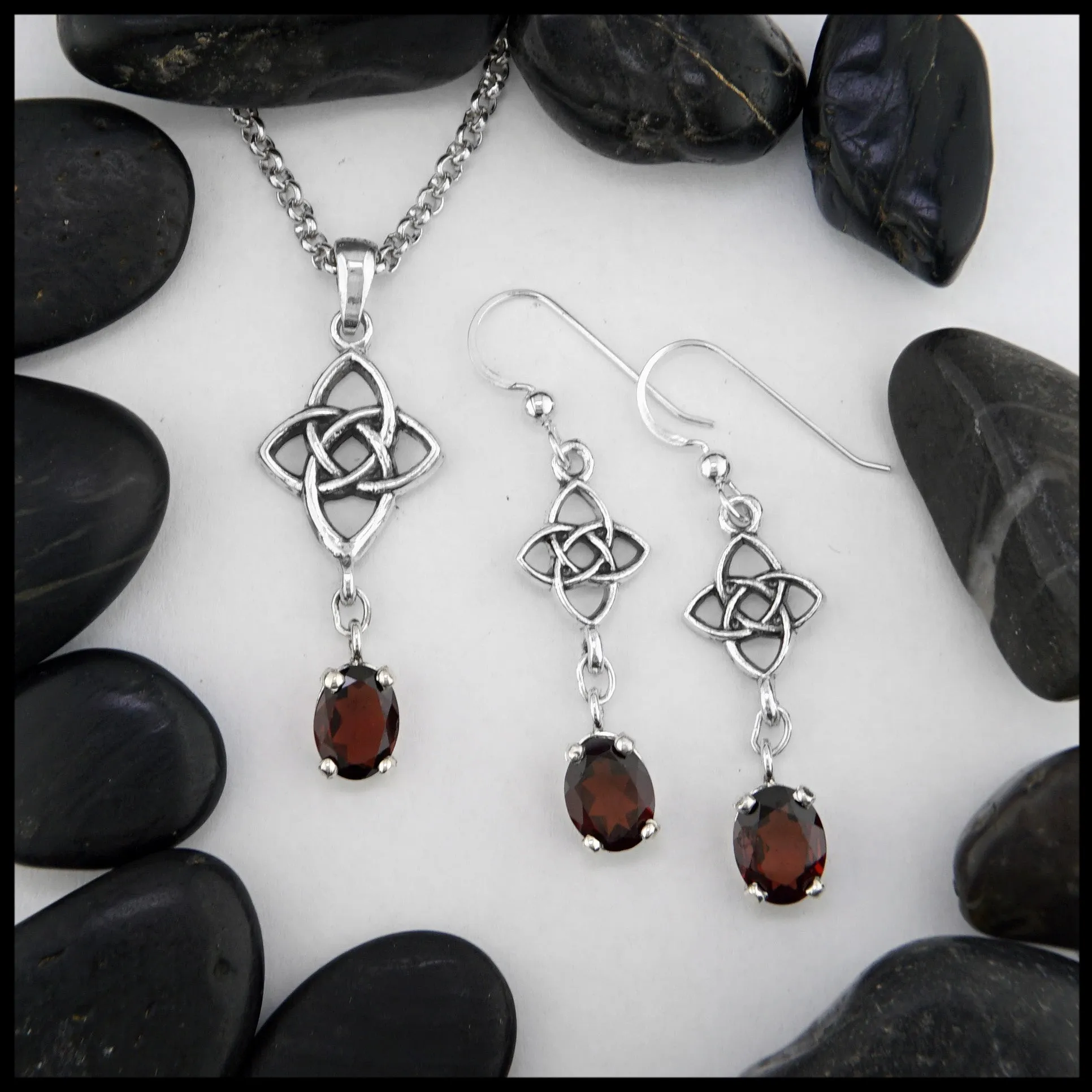 Starlight Pendant and Earring Set with Garnet