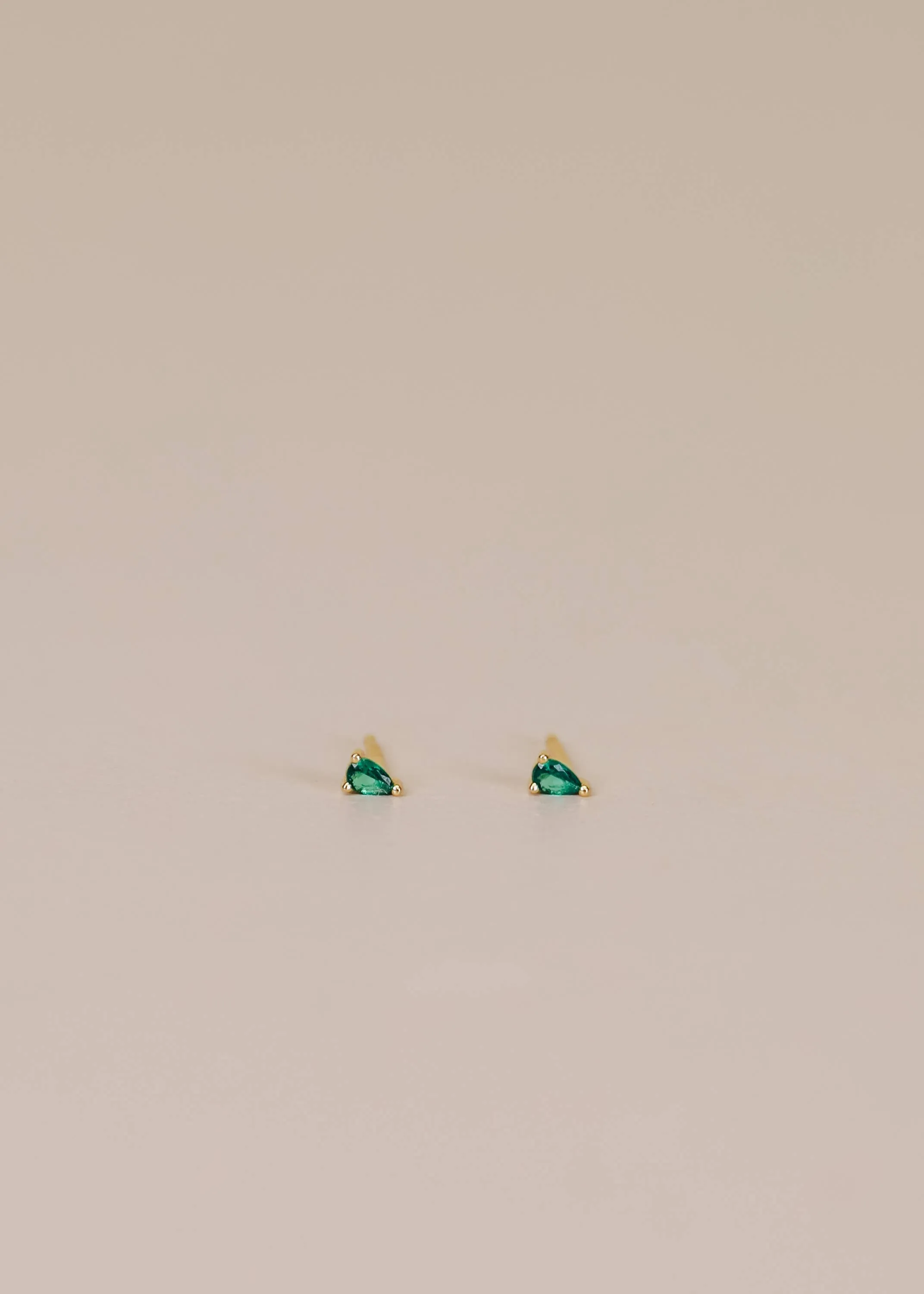 Teardrop - Emerald CZ - Earrings